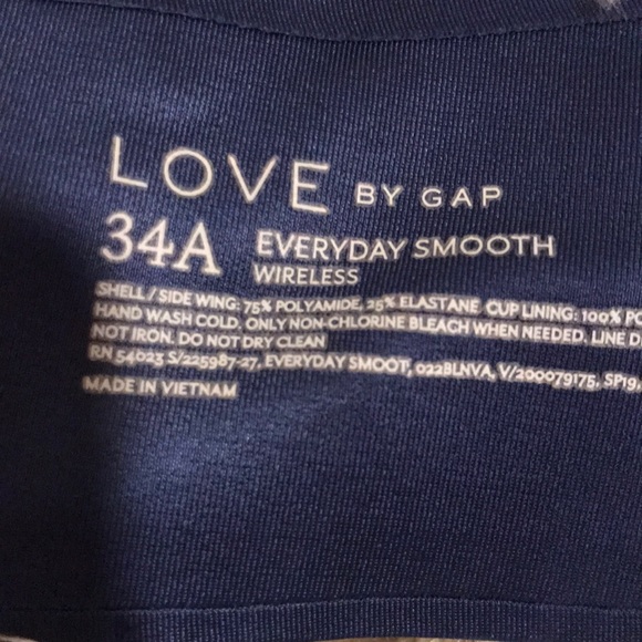 • SOLD • Everyday Gap Bras - Picture 5 of 7